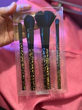 tarte Black and Gold Leopard Print Makeup Brush Set